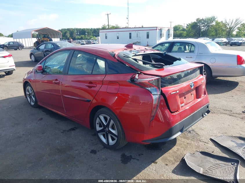 Vin: jtdkarfu1h3530069, lot: 46319716, toyota prius four touring 20173