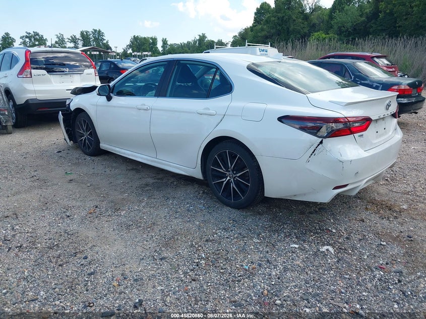 Vin: 4t1g11ak0nu674498, lot: 46319740, toyota camry se 20223