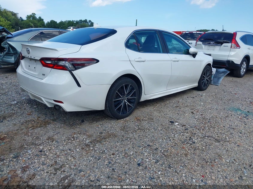 Vin: 4t1g11ak0nu674498, lot: 46319740, toyota camry se 20224