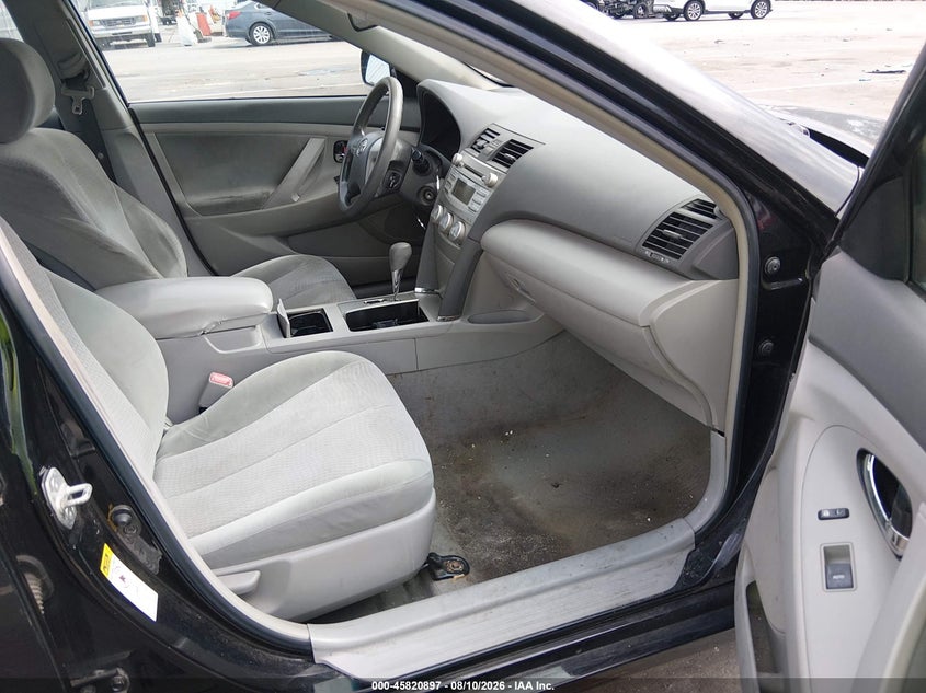2011 TOYOTA CAMRY auction photo 5