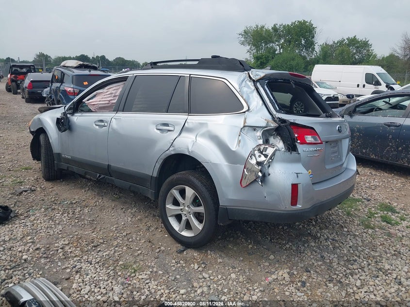 2013 SUBARU OUTBACK auction photo 3