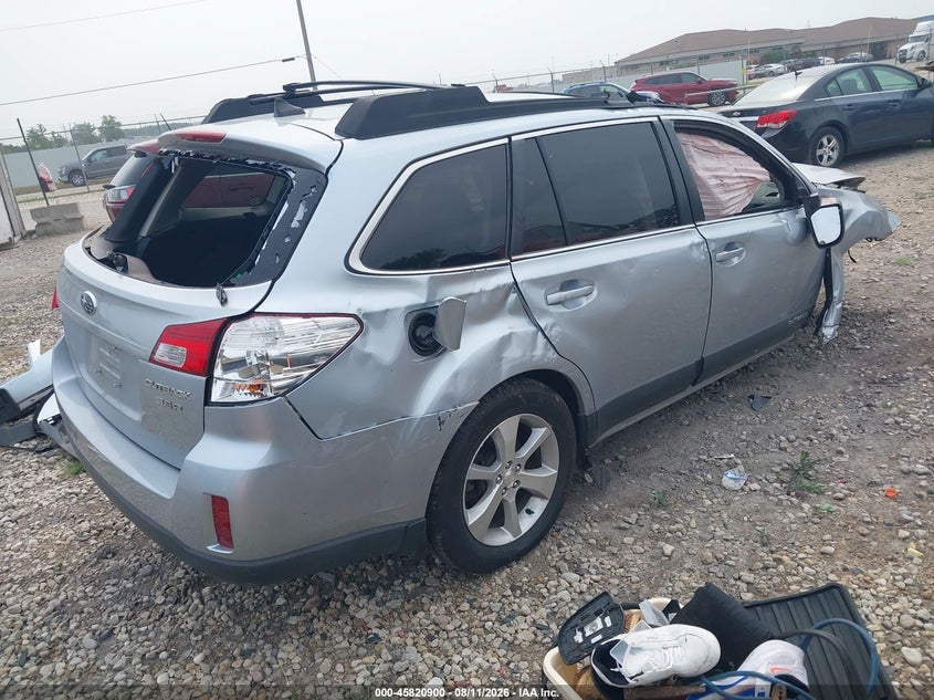 2013 SUBARU OUTBACK auction photo 4
