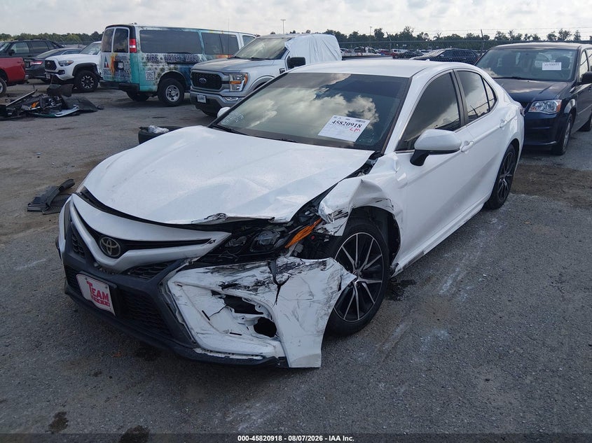 Vin: 4t1g11ak6mu548113, lot: 46319799, toyota camry se 20212