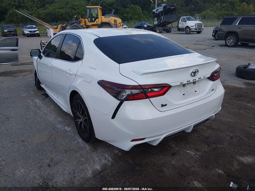 Vin: 4t1g11ak6mu548113, lot: 46319799, toyota camry se 20213