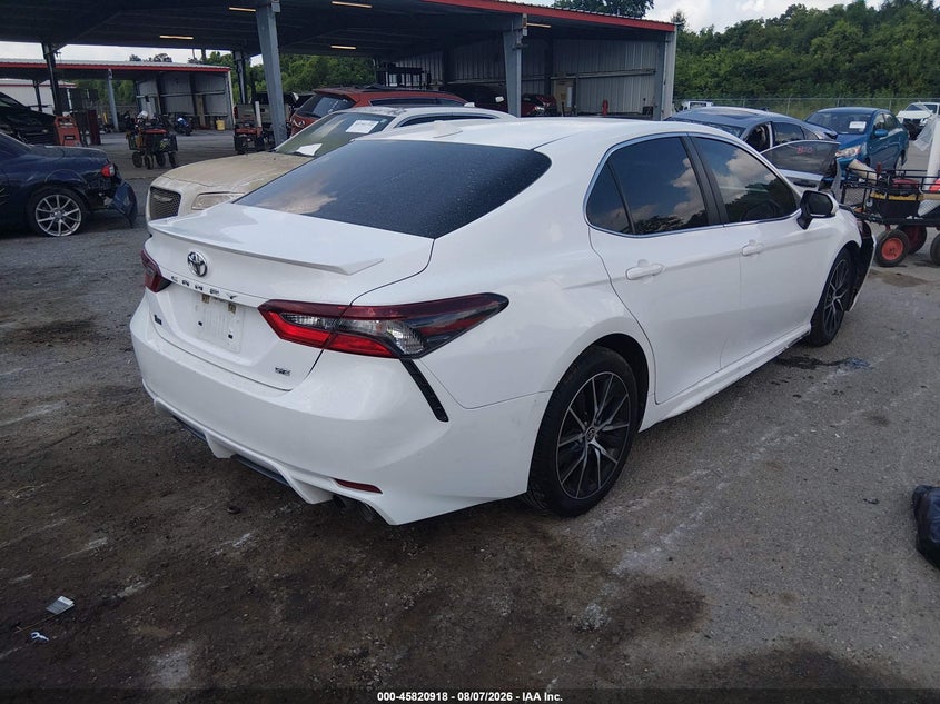 Vin: 4t1g11ak6mu548113, lot: 46319799, toyota camry se 20214