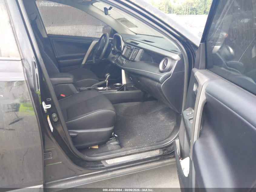 2018 TOYOTA RAV4 auction photo 5
