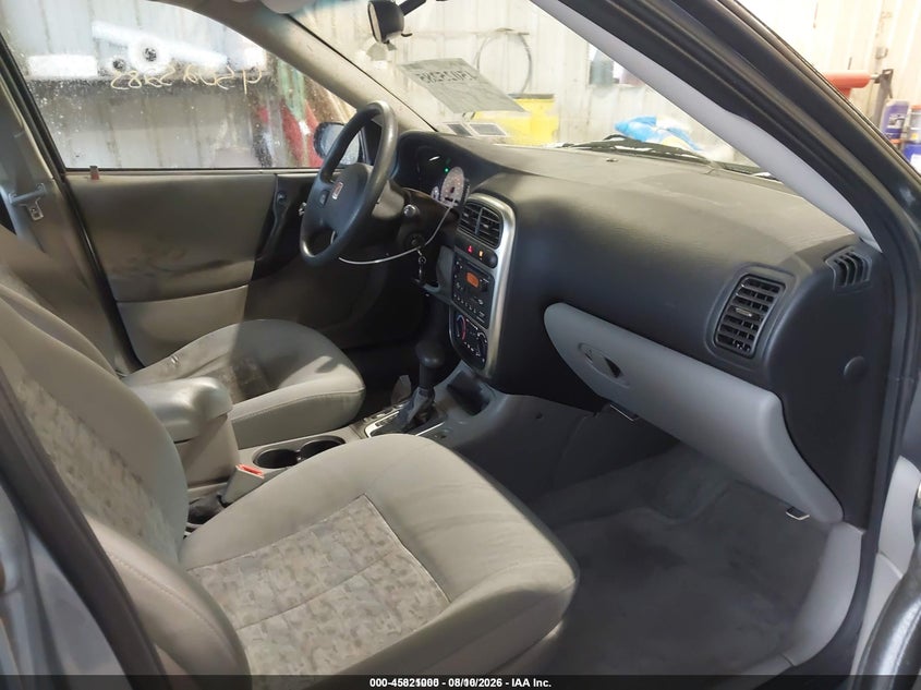 2005 SATURN L300 auction photo 5