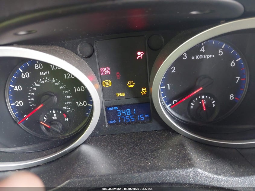 2010 HYUNDAI GENESIS auction photo 7