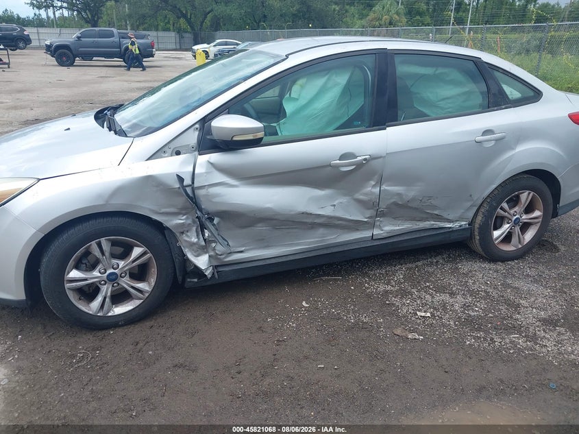 2013 FORD FOCUS auction photo 6