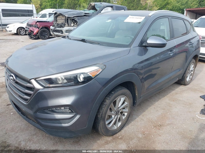 Vin: km8j33a4xgu207251, lot: 46319972, hyundai tucson se 20162