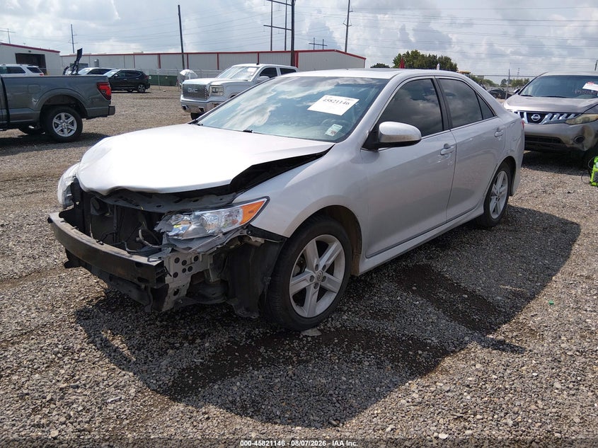 Vin: 4t1bf1fk5du673785, lot: 46320027, toyota camry se 20132