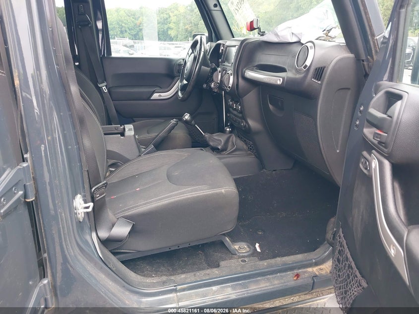 2016 JEEP WRANGLER UNLIMITED auction photo 5