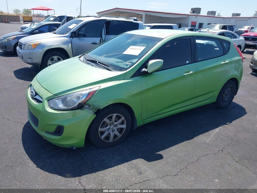 2013 HYUNDAI ACCENT auction photo 2