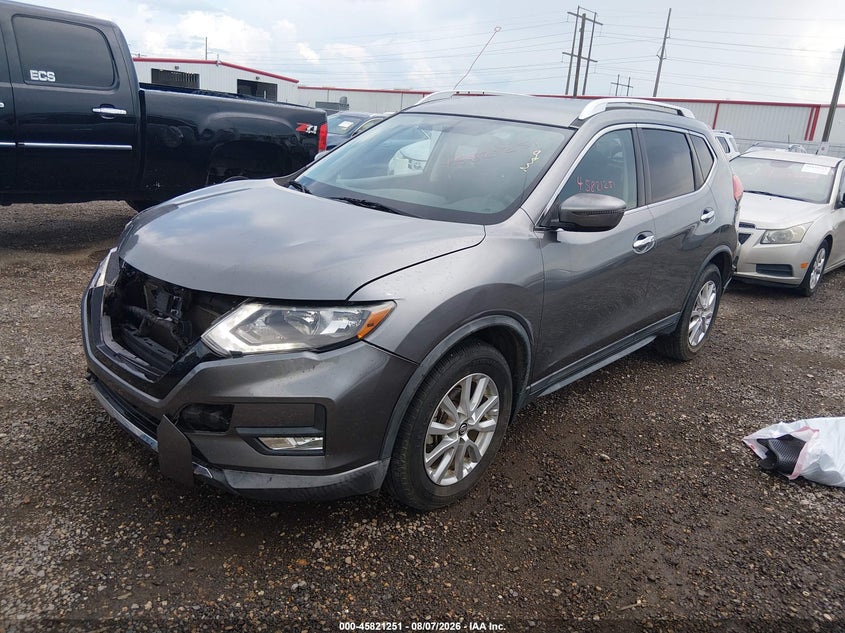 Vin: knmat2mt4hp572932, lot: 46320132, nissan rogue sv 20172