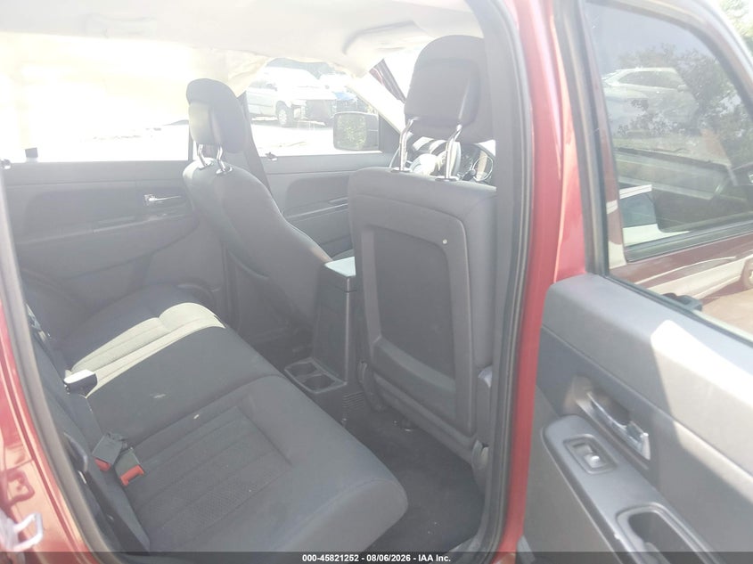 2012 JEEP LIBERTY auction photo 8