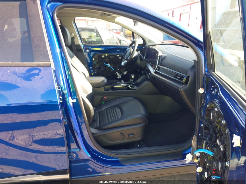 2024 KIA SPORTAGE auction photo 5