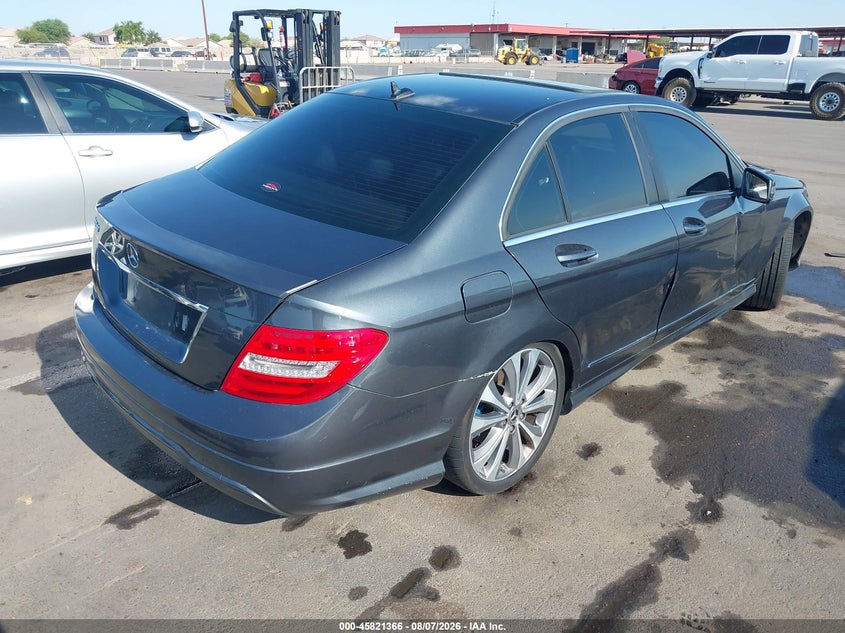 Vin: wddgf4hbxeg239568, lot: 46320247, mercedes-benz c 250 sport 20144