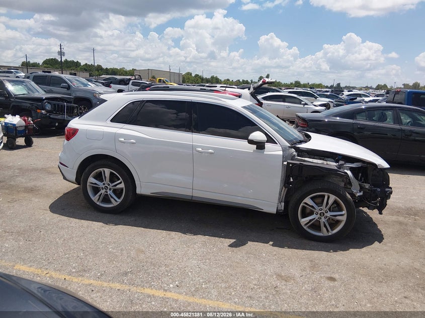 AUDI Q3 - zdjęcie 13