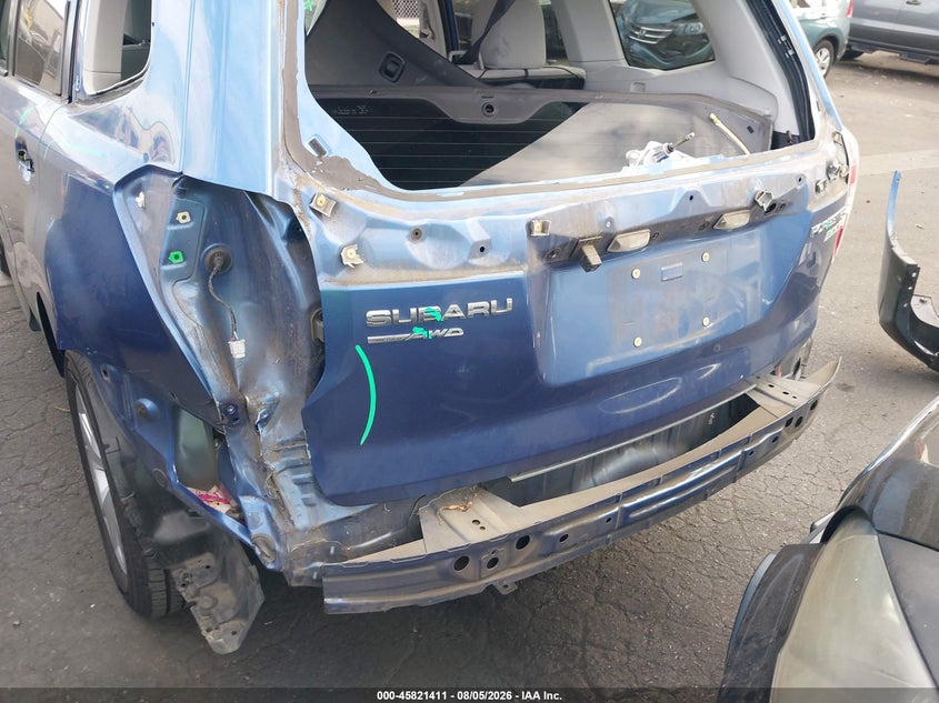 2016 SUBARU FORESTER auction photo 6