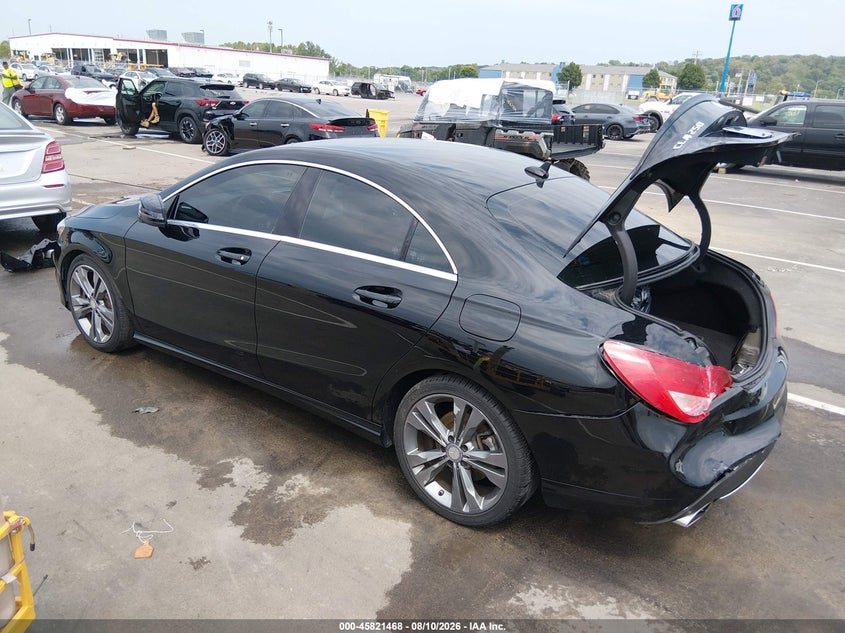 2016 MERCEDES-BENZ CLA 250 — zdjęcie 3