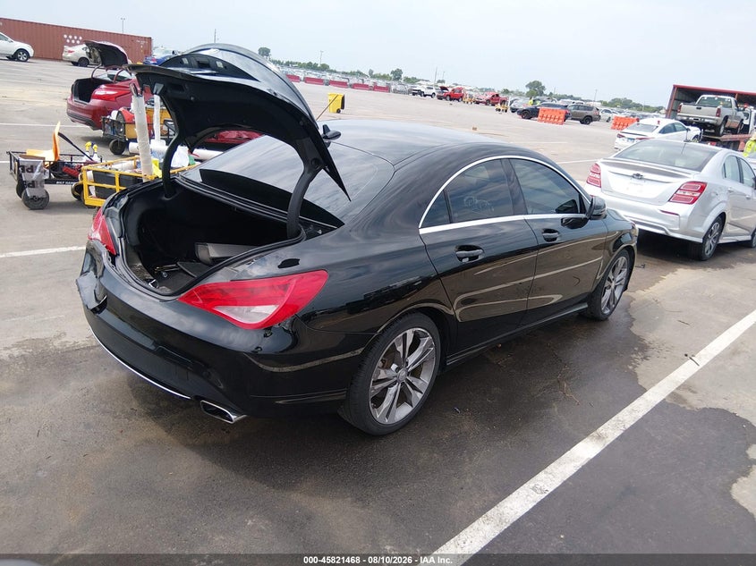 2016 MERCEDES-BENZ CLA 250 — zdjęcie 4