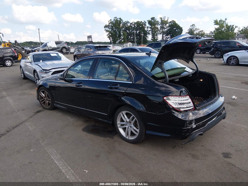 Vin: wddgf8bb6cr225958, lot: 46320386, mercedes-benz c 300 sport 4matic 20123