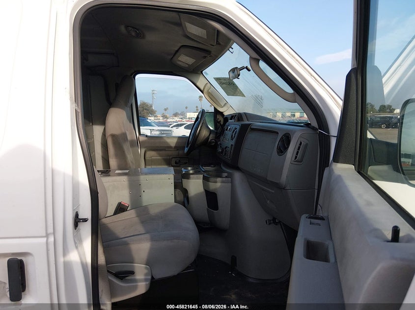 2011 FORD E-350 SUPER DUTY auction photo 5