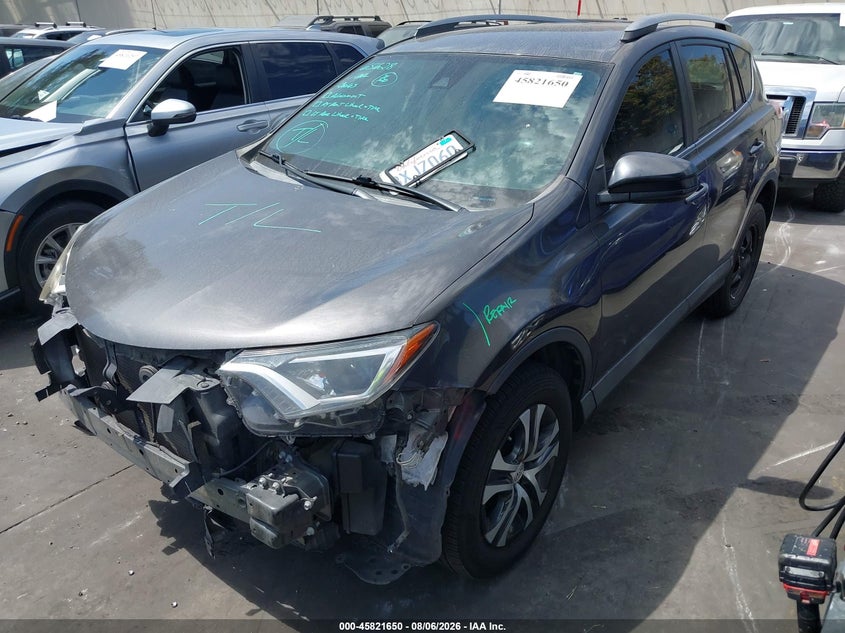 2017 Toyota RAV 4, Front End, IAAI, VIN 2T3ZFREV2HW346282 — photo 2
