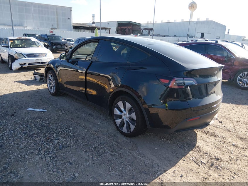 2024 Tesla Model Y(VIN: 7SAYGDED3RF048448