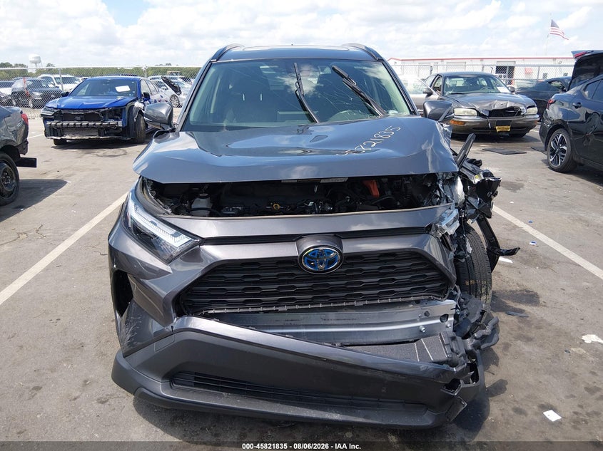 TOYOTA RAV4 HYBRID - zdjęcie 13