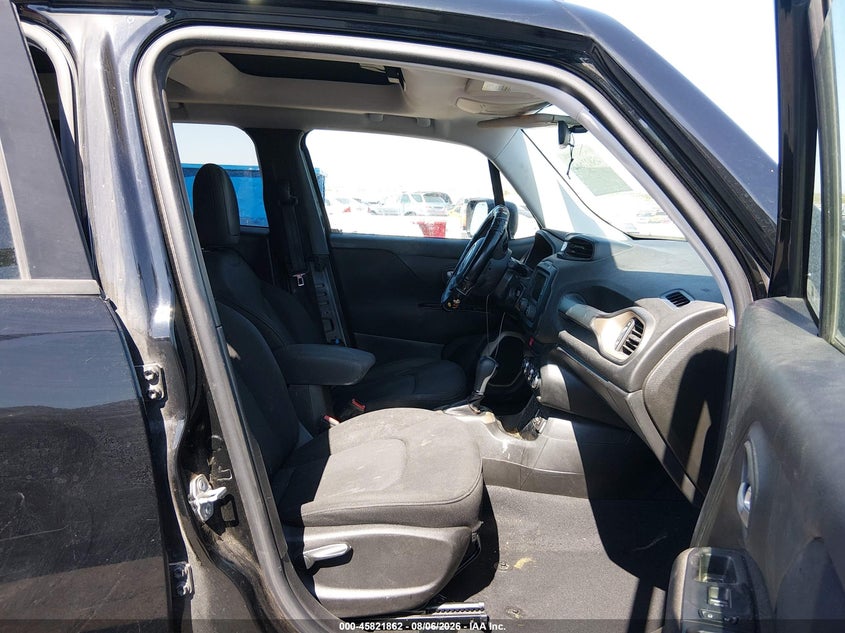 2016 JEEP RENEGADE auction photo 5