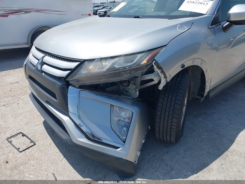 2018 MITSUBISHI ECLIPSE CROSS auction photo 6
