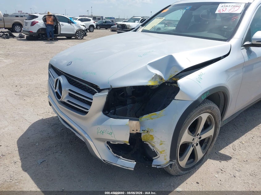 2017 MERCEDES-BENZ GLC 300 auction photo 6