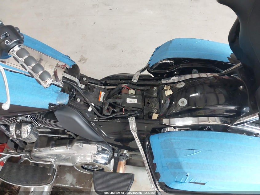 HARLEY-DAVIDSON FLHP 2020