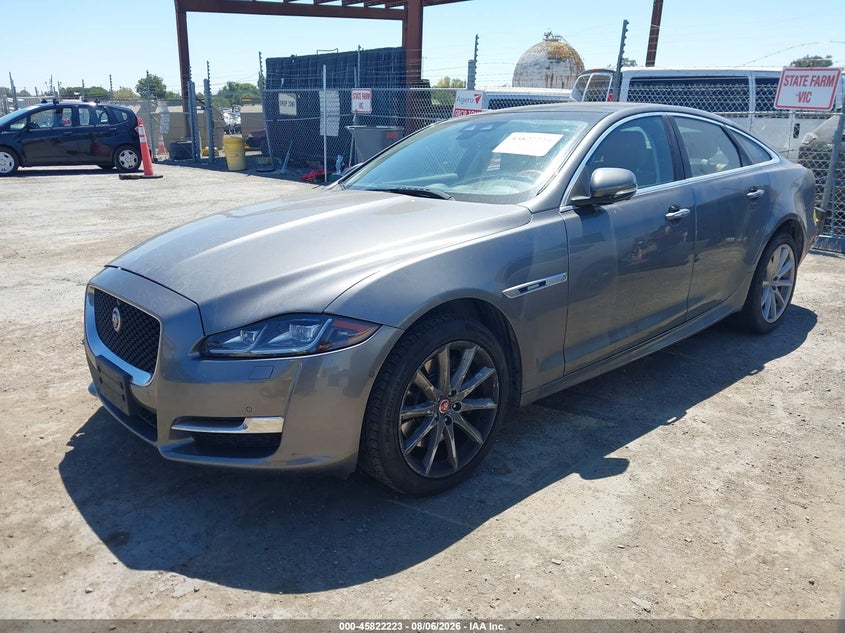 2018 JAGUAR XJ auction photo 2