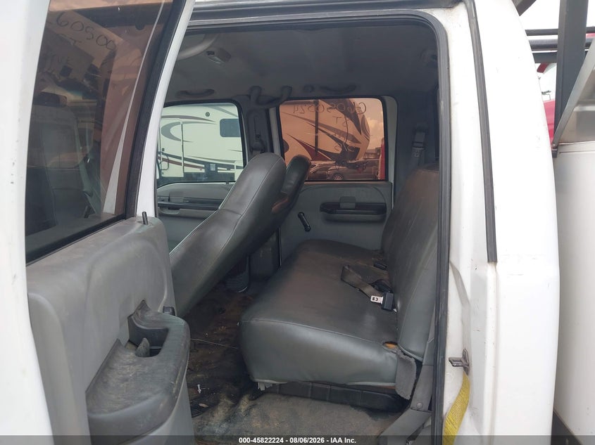 2007 FORD F-450 CHASSIS auction photo 7