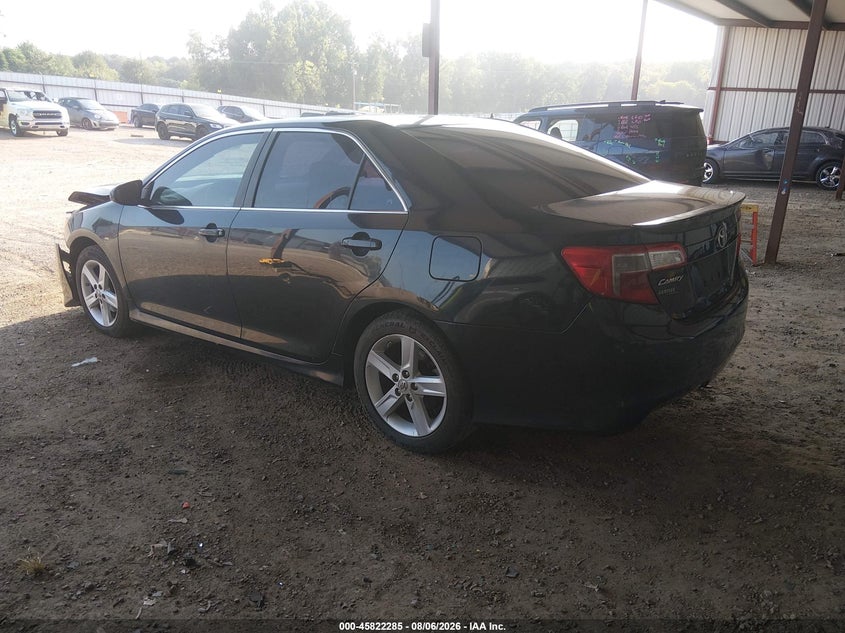 Vin: 4t1bf1fk8cu540498, lot: 46321166, toyota camry se 20123