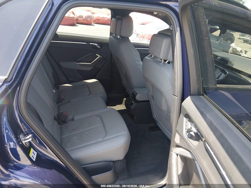 AUDI Q3 - zdjęcie 8
