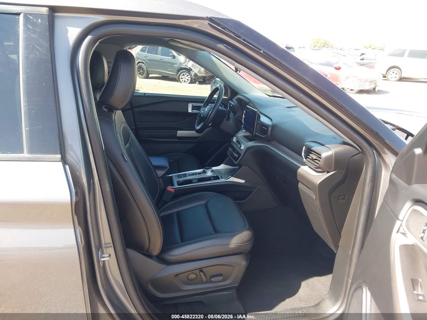 2023 FORD EXPLORER auction photo 5
