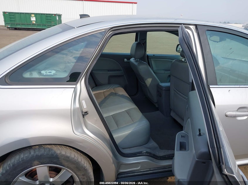 2007 FORD FIVE HUNDRED auction photo 8