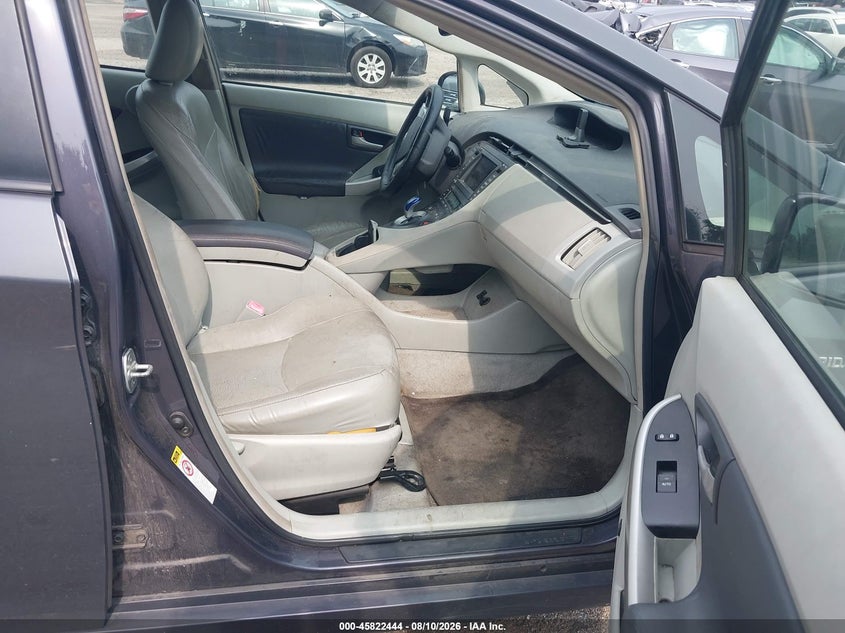 2010 TOYOTA PRIUS auction photo 5