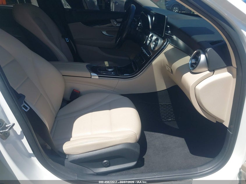 2019 MERCEDES-BENZ C 300 auction photo 5