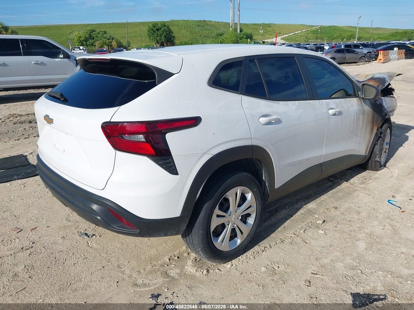 2024 CHEVROLET TRAX auction photo 4