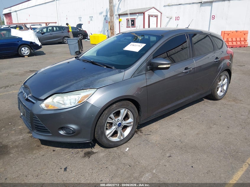 Vin: 1fadp3k2xel293902, lot: 46321593, ford focus se 20142