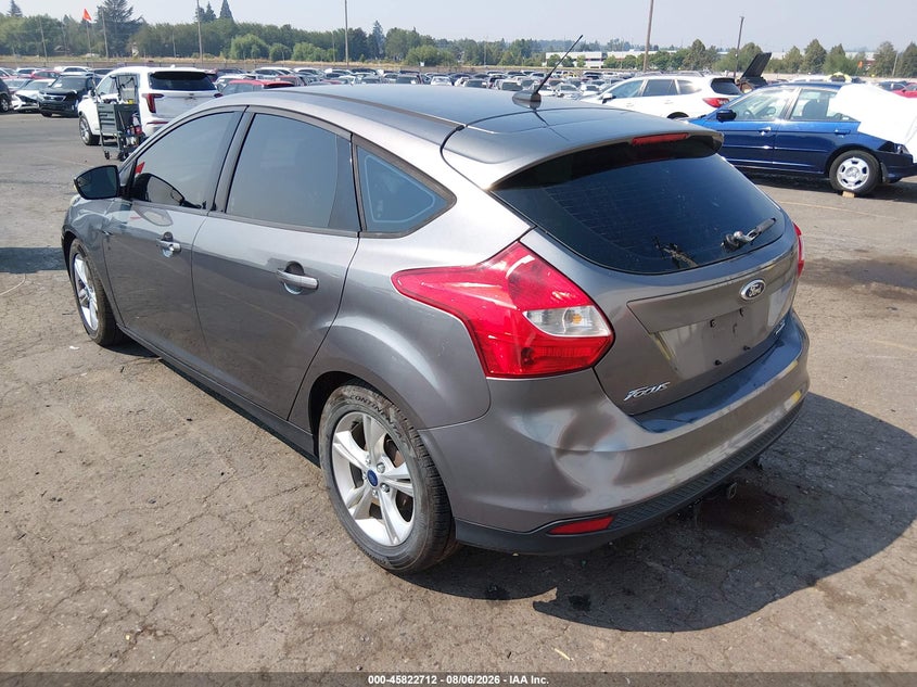 Vin: 1fadp3k2xel293902, lot: 46321593, ford focus se 20143