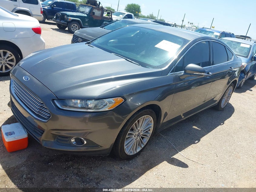 2015 Ford Fusion, Normal Wear & Tear, IAAI, VIN 3FA6P0H99FR138546 — photo 2