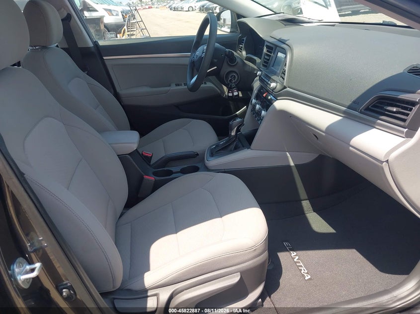 2020 HYUNDAI ELANTRA auction photo 5