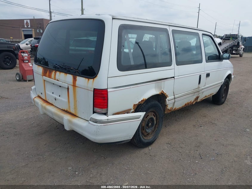 1992 PLYMOUTH GRAND VOYAGER auction photo 4