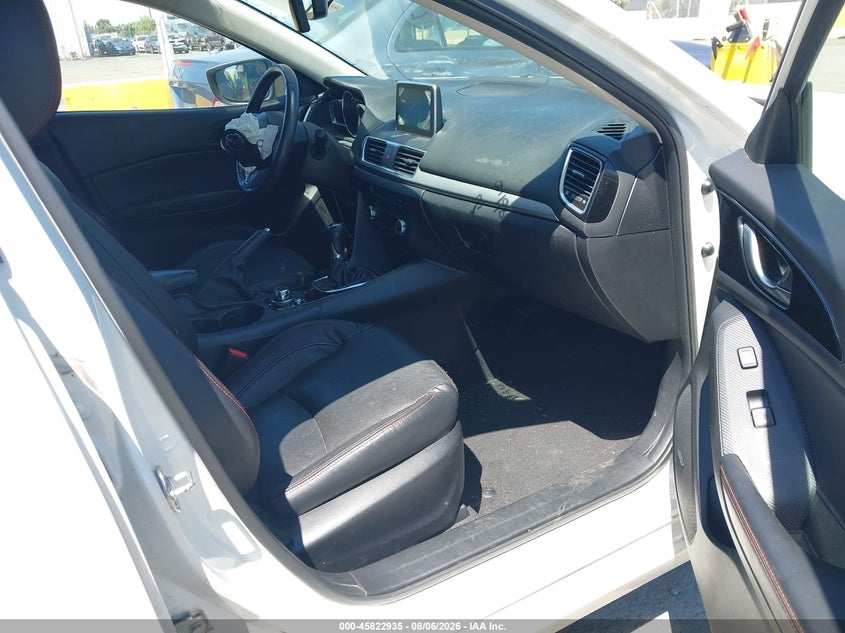 2015 MAZDA MAZDA3 auction photo 5