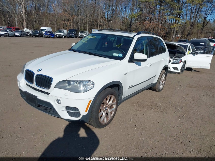 2012 BMW X5, Неизвестно, IAAI, VIN 5UXZV4C54CL985797 — фото 2